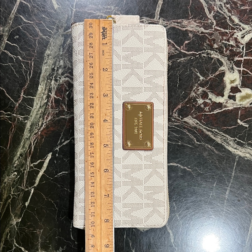 Michael Kors Cream and Gold Logo Wallet